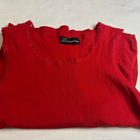No Boundaries Y2K Red Lace Trim Tank Top - Picture 4 of 4